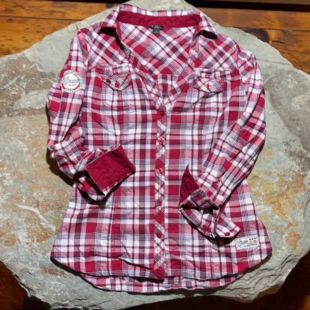 size S - Guess Cheery Cherry Plaid sparkly pretty fitted feminine classic style